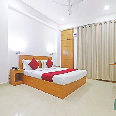 Hotel Trendy Residency - Couple Friendly Hotel